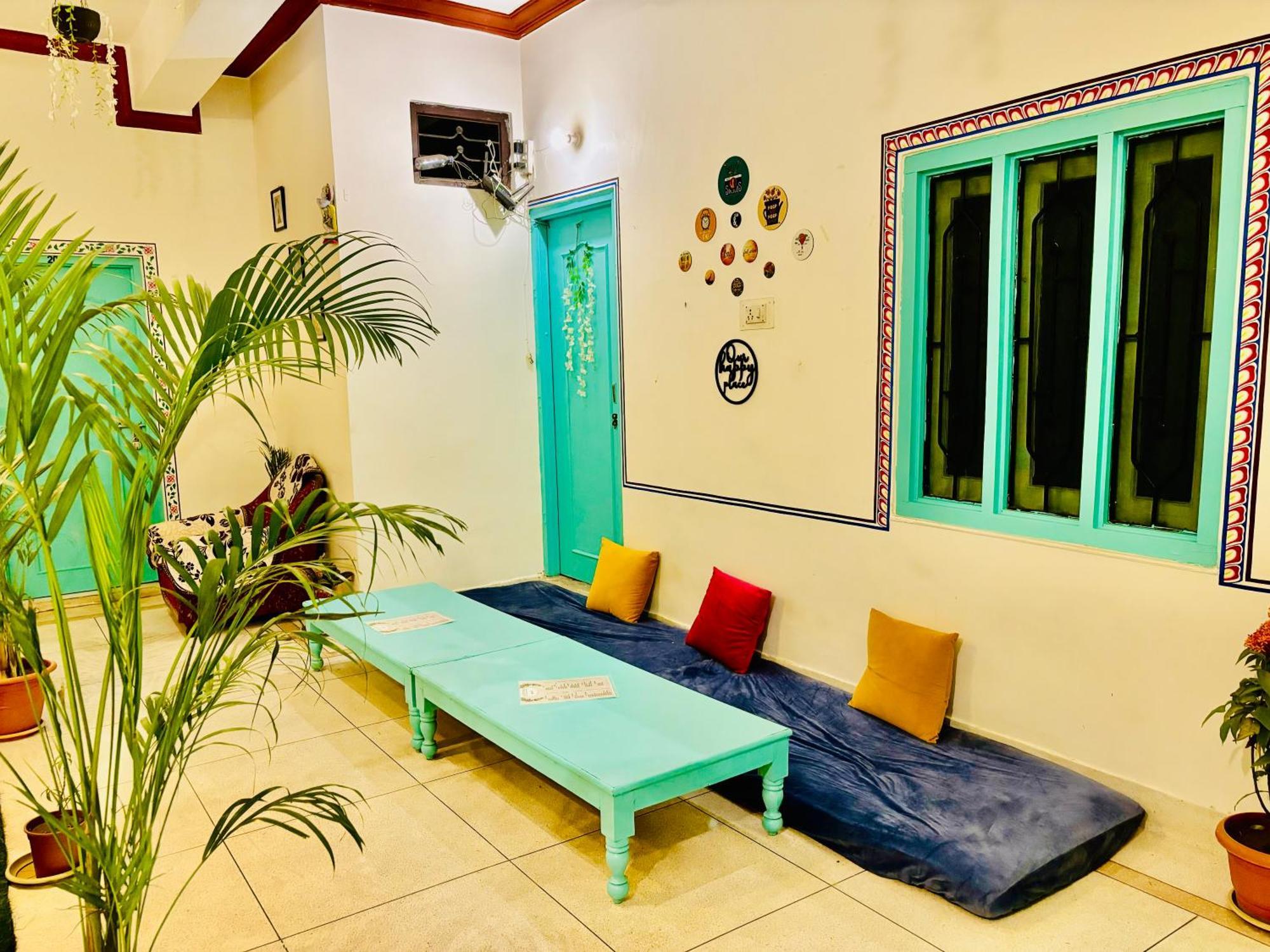Hotel Tulsi Palace Пушкар Экстерьер фото